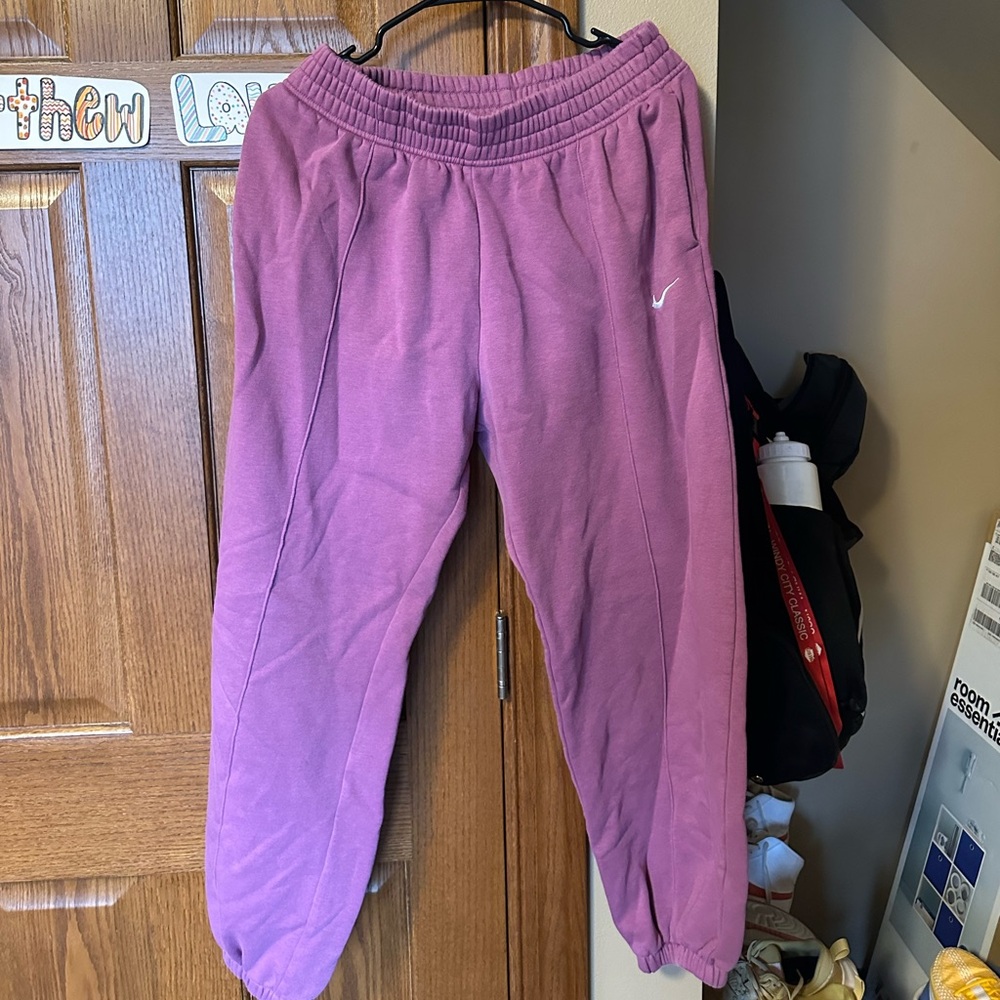 Nike sweatpants purple MEDIUM